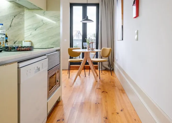 Cedofeita Sunshine Luxury Downtown *