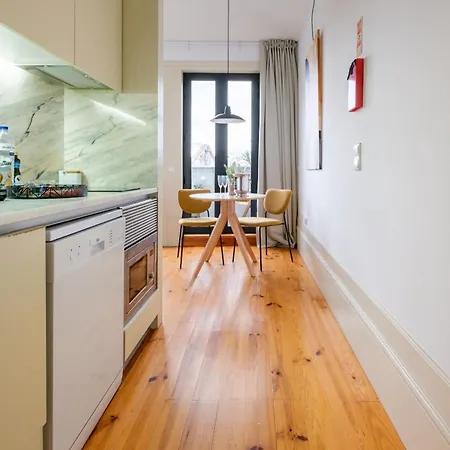 Cedofeita Sunshine Luxury Downtown *